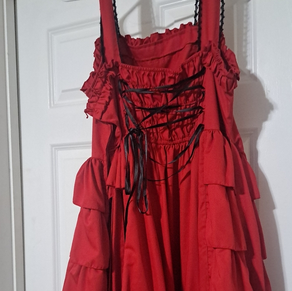 Bodyline Red and Black Jumperskirt - Picture 3 of 4